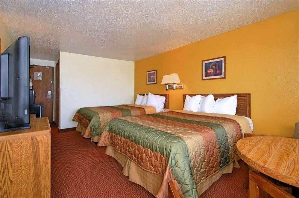 Super 8 By Wyndham Alamogordo - White Sands Kültér fotó