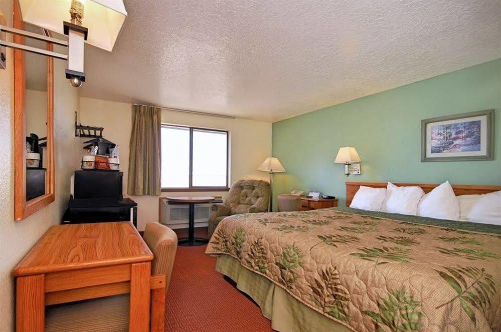 Super 8 By Wyndham Alamogordo - White Sands Kültér fotó