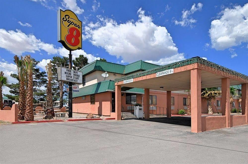 Super 8 By Wyndham Alamogordo - White Sands Kültér fotó