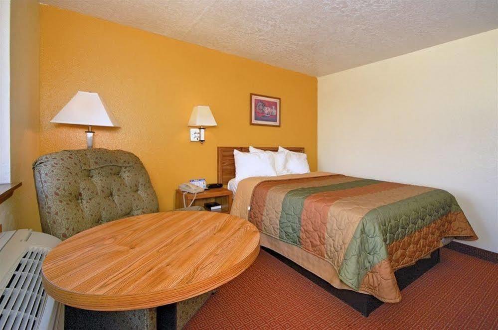 Super 8 By Wyndham Alamogordo - White Sands Kültér fotó
