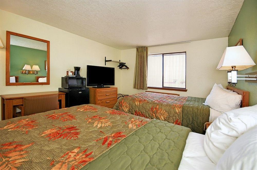 Super 8 By Wyndham Alamogordo - White Sands Kültér fotó
